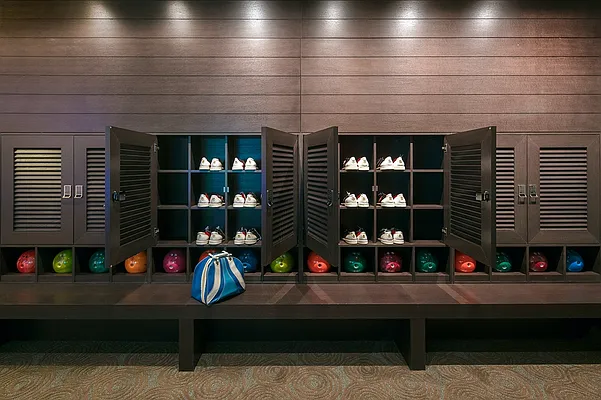 Rented by Extell Marketing Group LLC | media 30