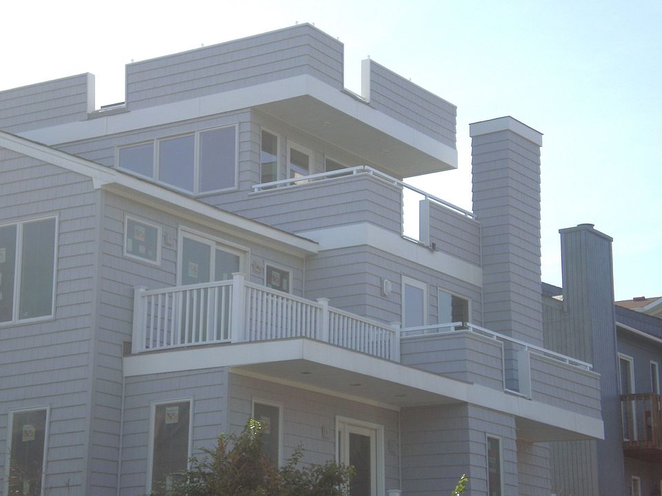 Remodeled in 2009 per LEED
