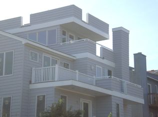 214 83rd St, Virginia Beach, VA 23451