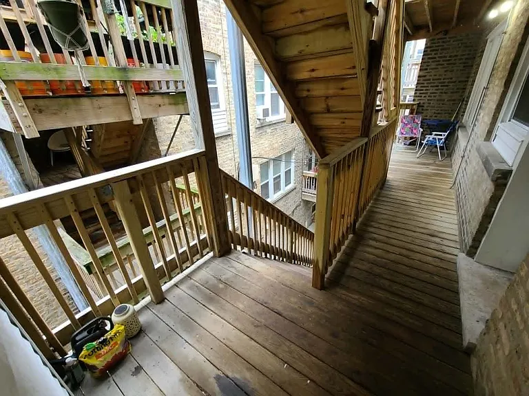 2318 W Rosemont Ave #2 — Photo 16