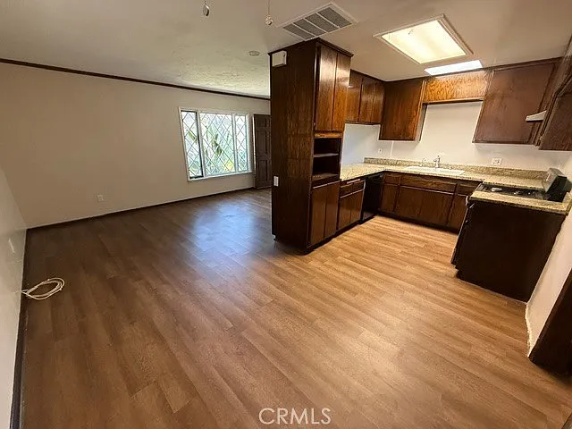880 S Sherman Ave #4 — Photo 5