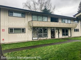 486 18th St NE, Salem, OR