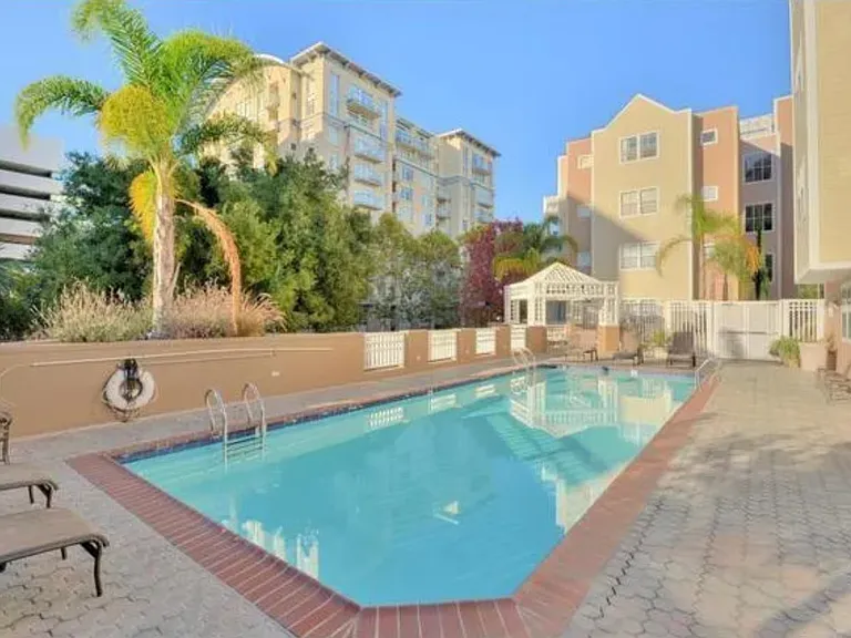 550 Ortega Ave #B219 — Photo 16
