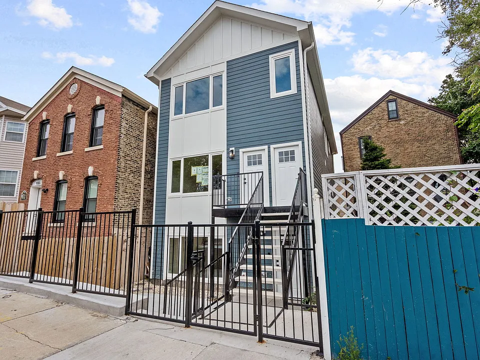 1355 W 16th St #1