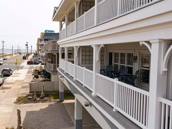 420 E 2nd Ave #204, North Wildwood, NJ 08260