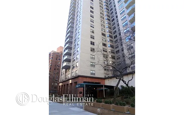 Sold by Douglas Elliman | media 10