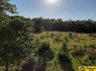2284 Spruce Rd, Wymore, NE 68466