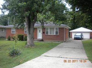 4308 Raven Ridge Dr, Louisville, KY 40216