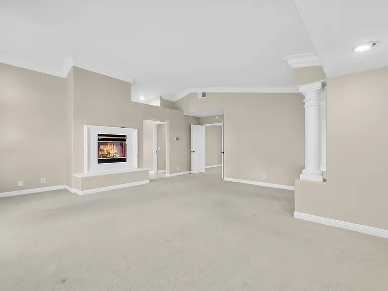 3061 Diamond View Cir — Photo 37