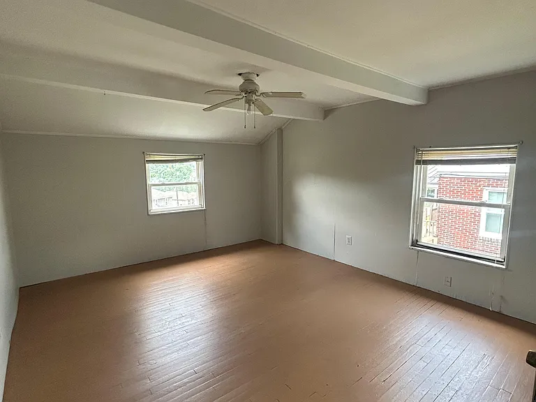 3323 Edward St — Photo 16