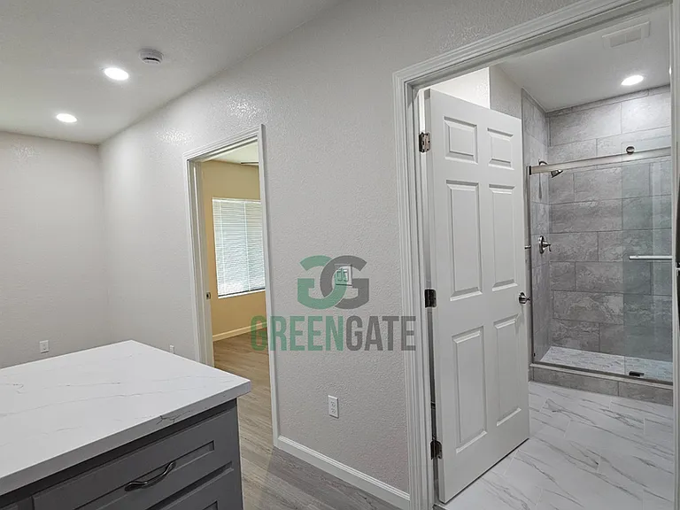 3105 E Orangeburg Ave — Photo 13