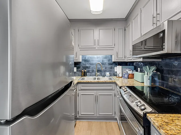 2805B N Ocean Blvd — Photo 11