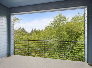 12207 137th Pl NE Building 26-102, Redmond, WA 98052