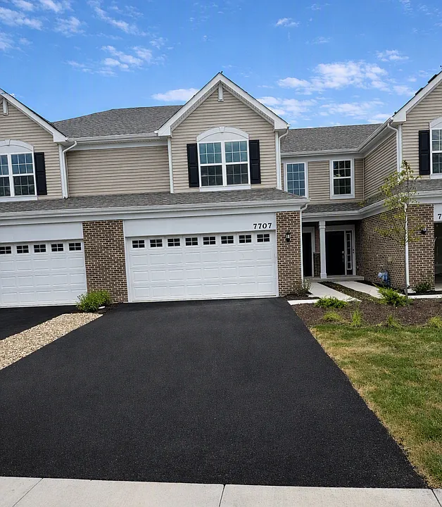 7707 Nightshade Ln