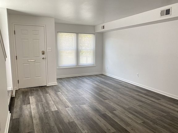 3rd image of 768 N 41st St