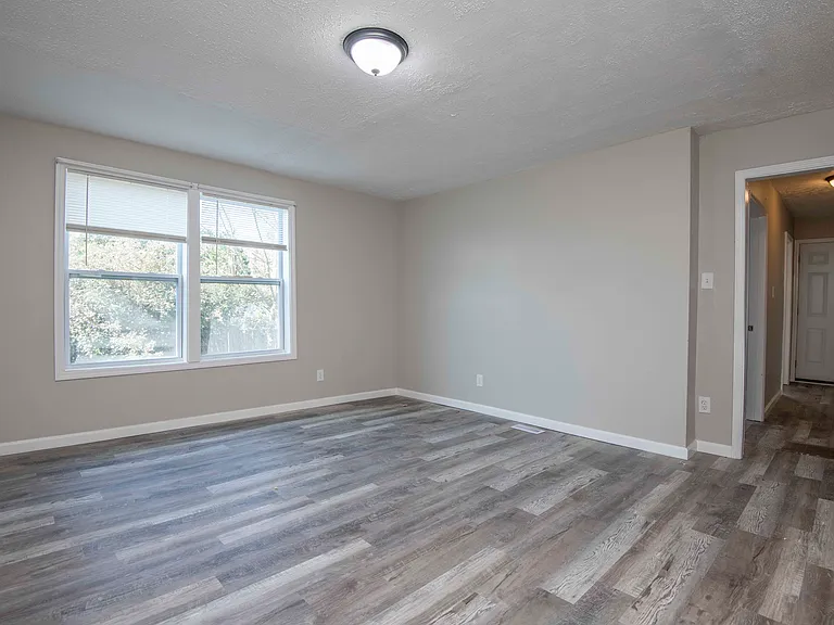 912 Hotel Ave #1 — Photo 19