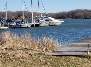 1616 Grange Rd, Edgewater, MD 21037