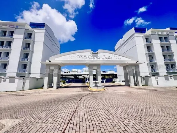 8 Santa Cecilia #8-104, Caguas, PR 00725