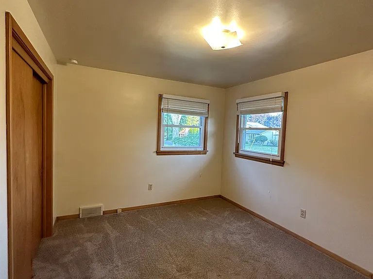 2218 Duane Ave NW #2218 — Photo 4
