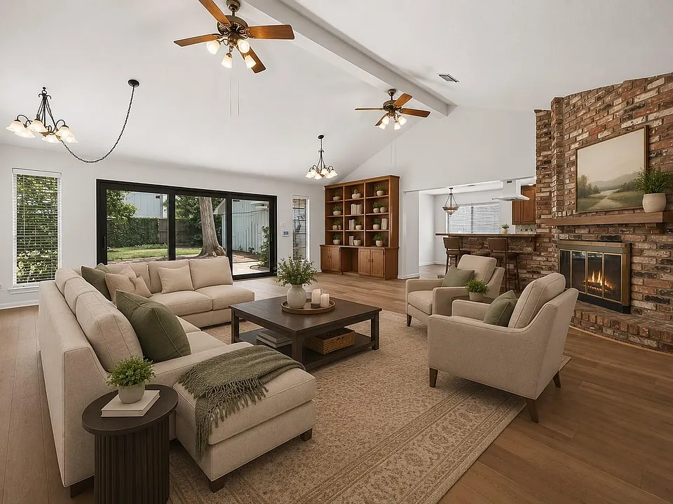 12411 Pinerock Ln