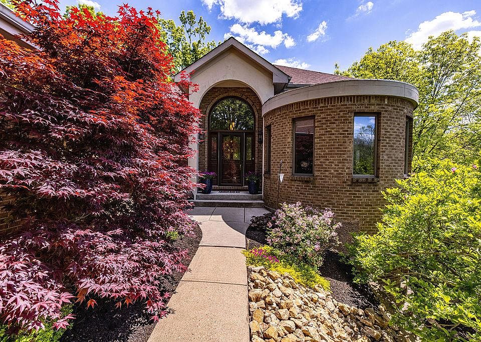 1st image of 3244 Rockyhill Dr