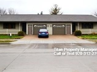 1207 Rosehill Rd, Kaukauna, WI 54130