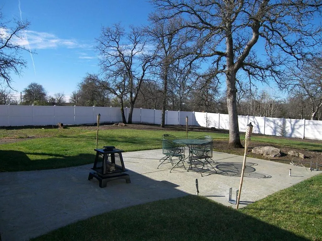 3 bed, 1688 sqft, $2,500 — Photo 3