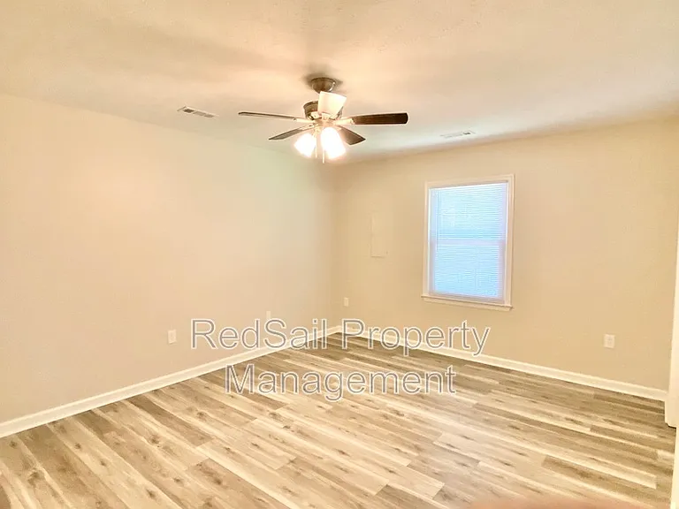 39 Whites Ln #A — Photo 9