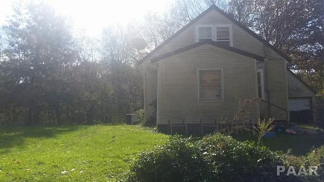 214 Lockview St photo 1