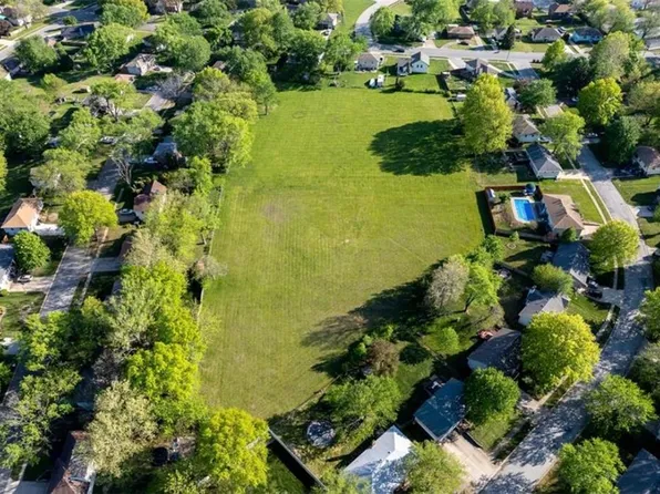 Bel Ray Dr, Belton, MO 64012