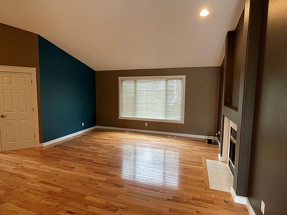 Family room, view from walkway to dining area