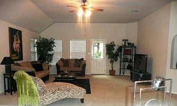 3rd image of 2714 Lilac Ct