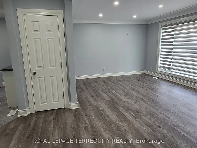 6950 Richmond Cres #MAIN FLOOR — Photo 5