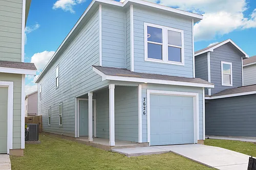 7626 Chancery Gate Photo 1