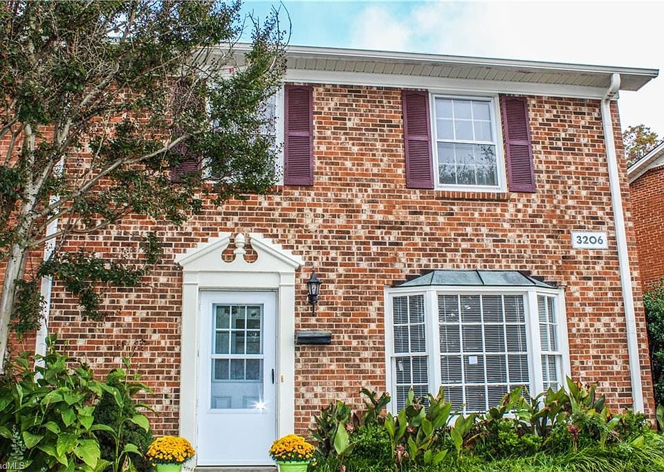 1st image of 3206 A Regents Park Ln