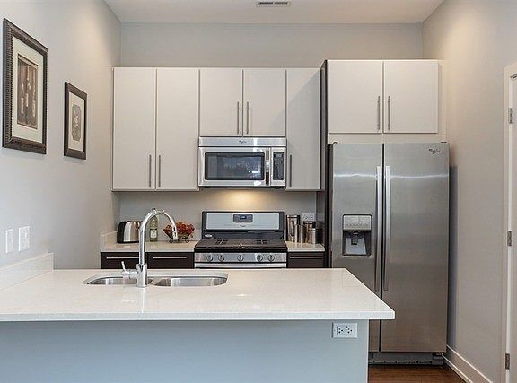 2nd image of 2740 W North Ave #201