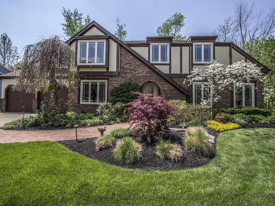 1st image of 71 Ormsbee Ave