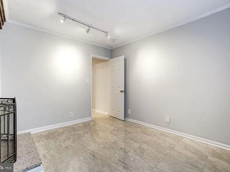 1077 Paper Mill Ct NW — Photo 10