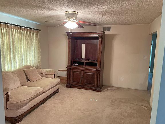 3rd image of 5676 Valley Vale Way