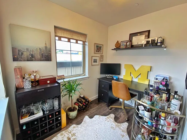 1125 E Olive St #502 — Photo 5