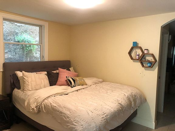 5th image of 570 Greenwich St