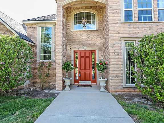 5th image of 1801 Westwood Dr