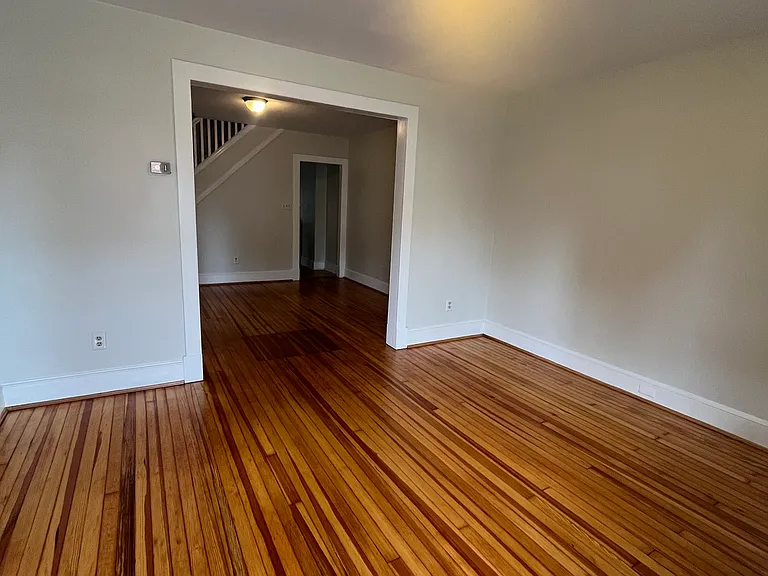 53 W Green St — Photo 3