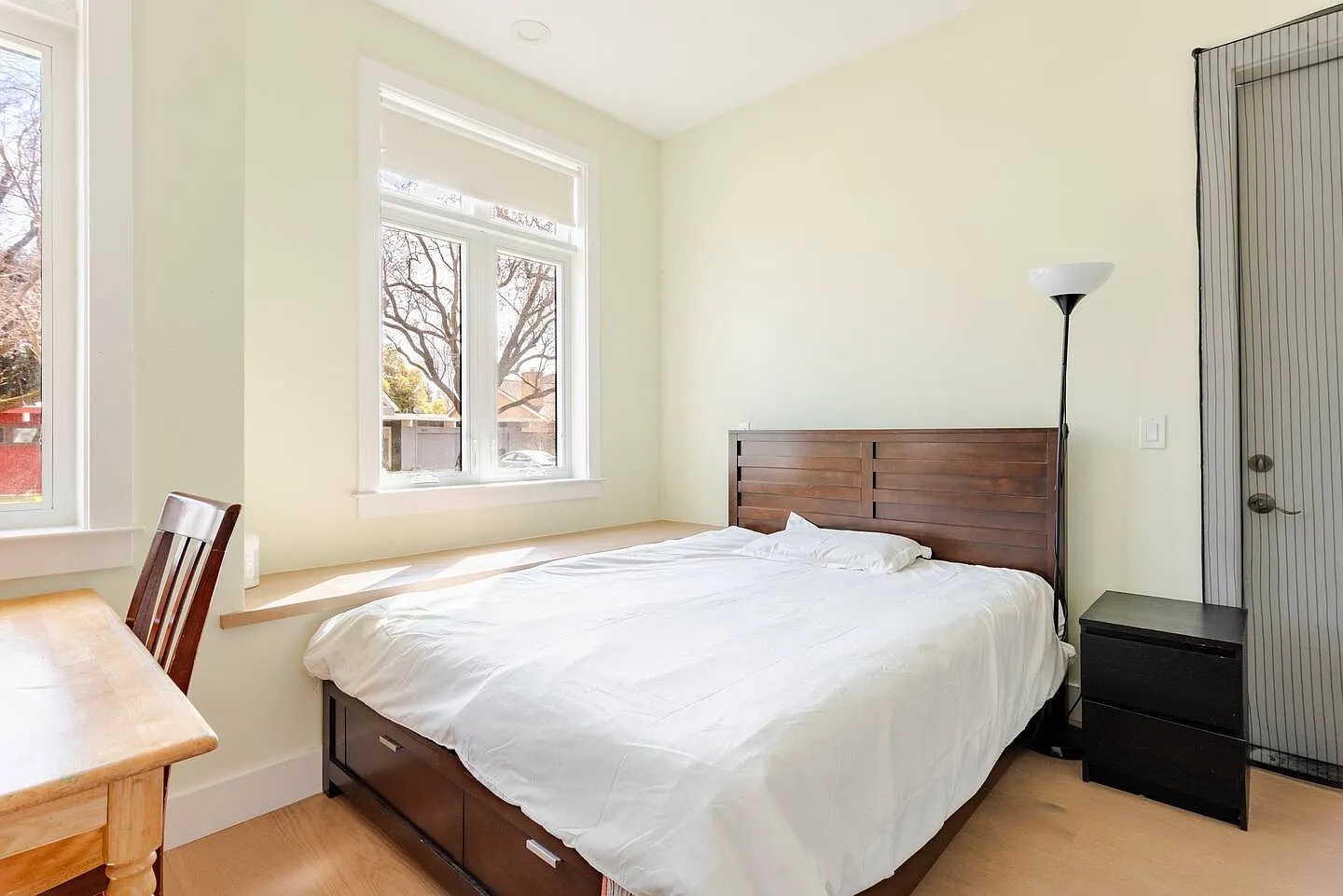 875 Richardson Ct — Photo 1