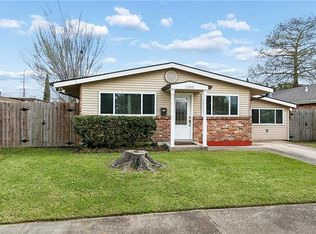 2305 Generes Dr, Harahan, LA 70123