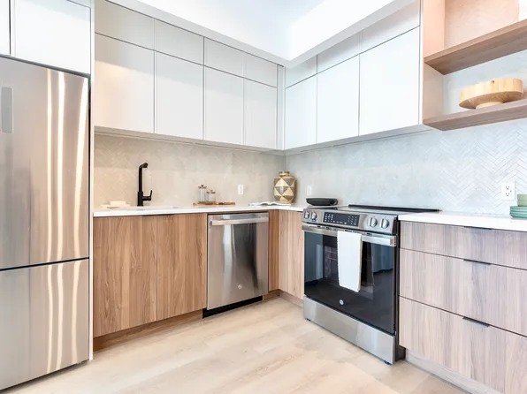 953 Dean Street image 2 of 12