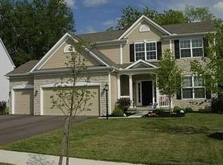 128 Robinette St, Pickerington, OH 43147