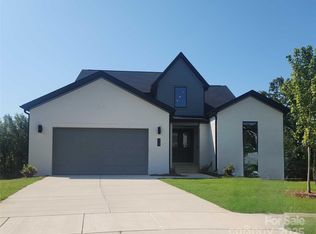 629 Hyder Trl, Tega Cay, SC 29708