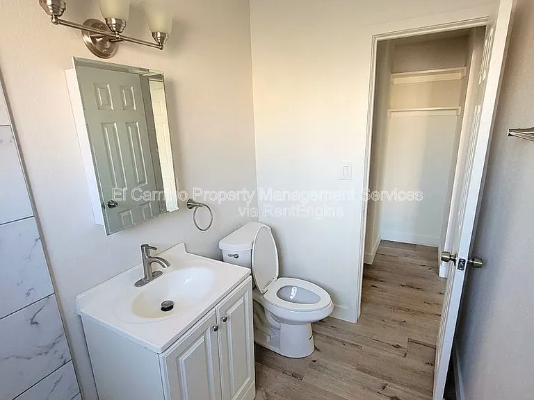 7722 Walker Ave #B — Photo 12