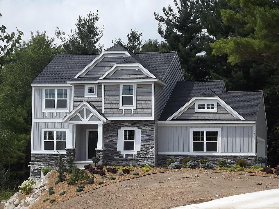 1st image of 6195 Arrowcrest Ct NE